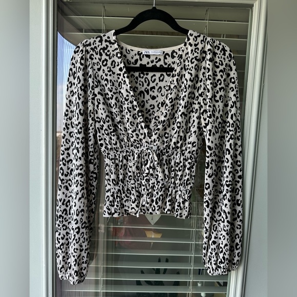 Zara | Tops | Nwot Zara Animal Print Top | Poshmark